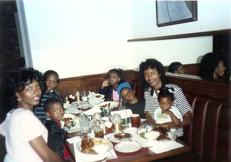 Marcus Cassel with family and friends, photo 20